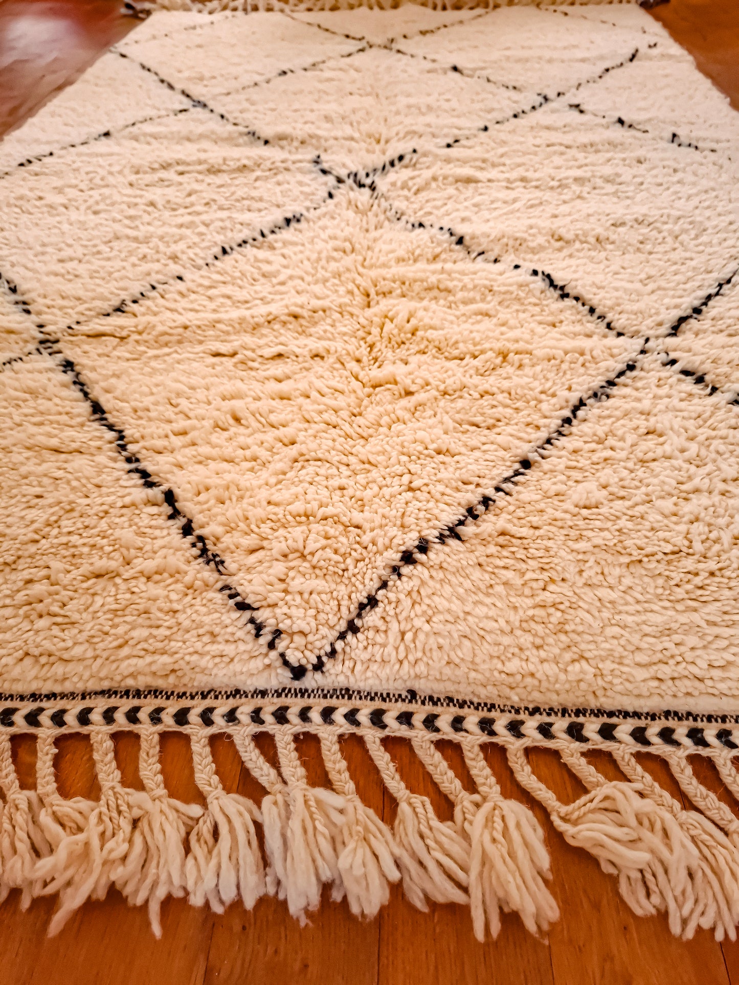 Marokkaans Berber Tapijt - Atlas Line (2,5M x 1,5M)