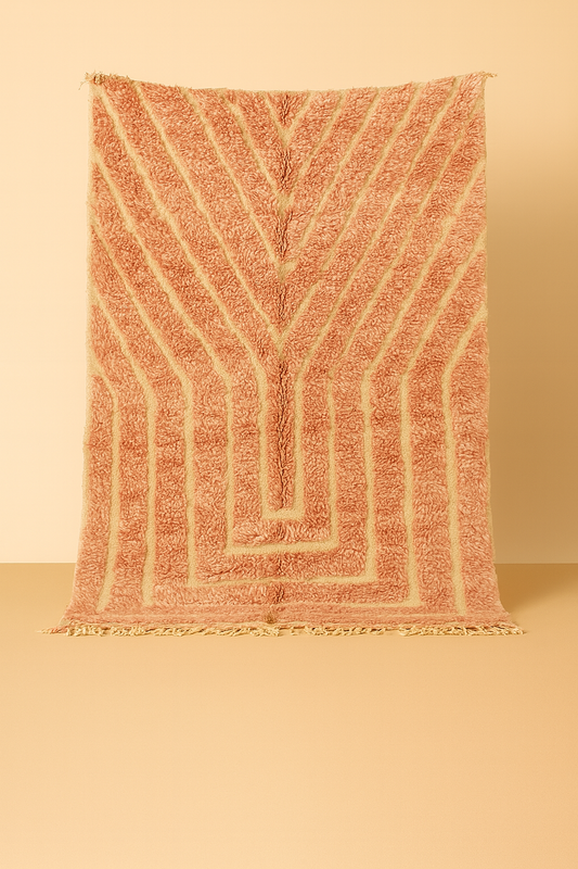 Marokkaans Berber Tapijt – Zacht Roze met Geometrisch Patroon (2,5M x 1,5M)